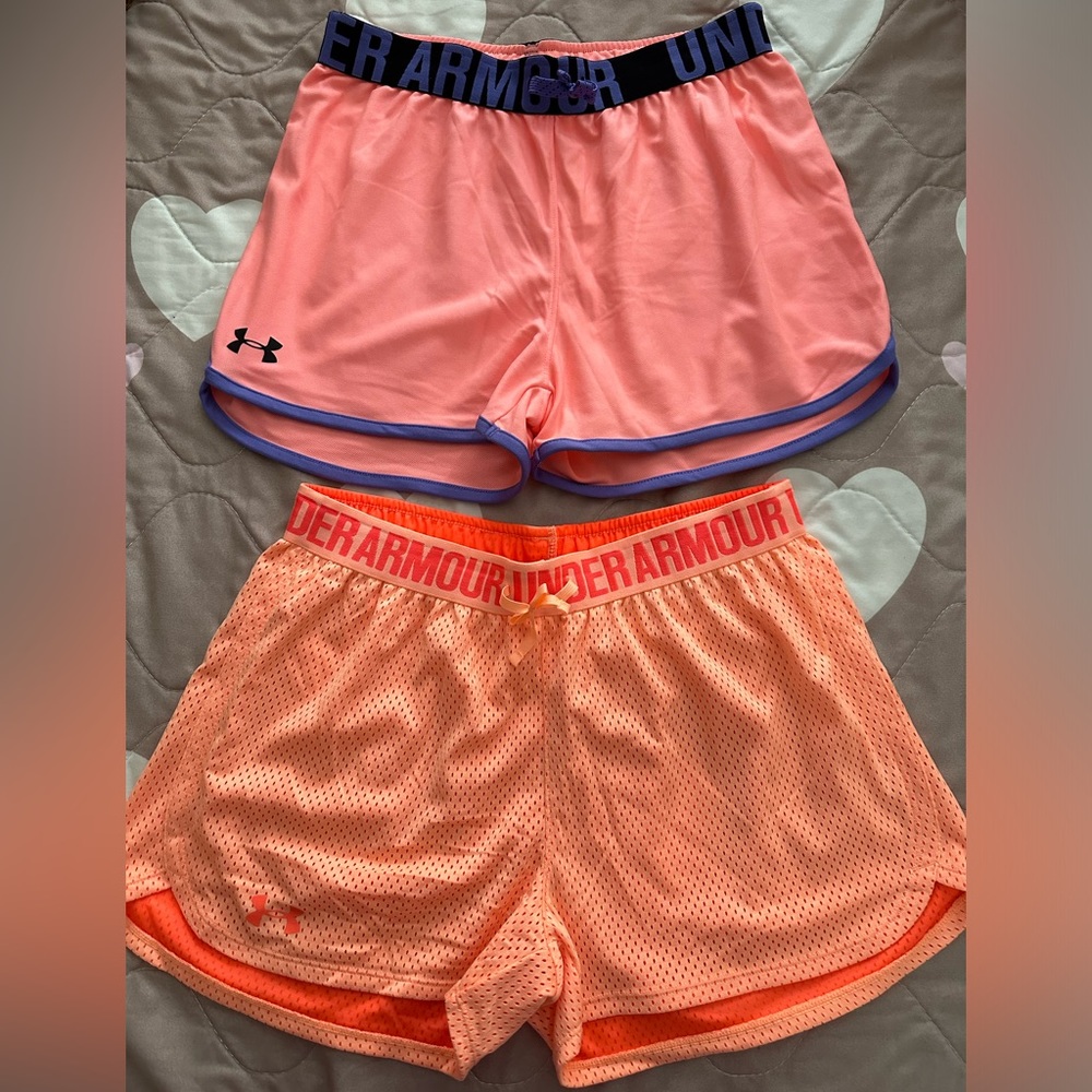 Under Armour Orange HeatGear Loose Athletic Shorts Girls 🥰